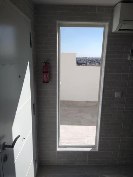 Appartamento Atico/Estudio Cerca Del Centro De Jerez Jerez de la Frontera Esterno foto